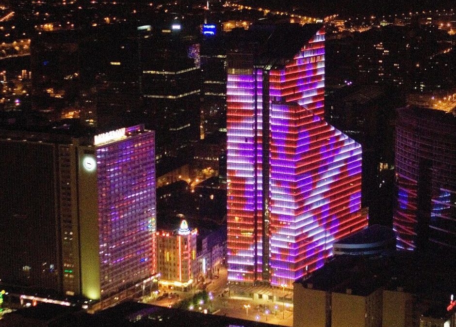 Tour Belfius (Première mondiale en illumination de façade)